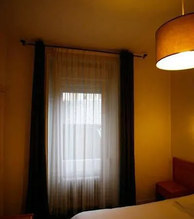 Hotel Royal 2*